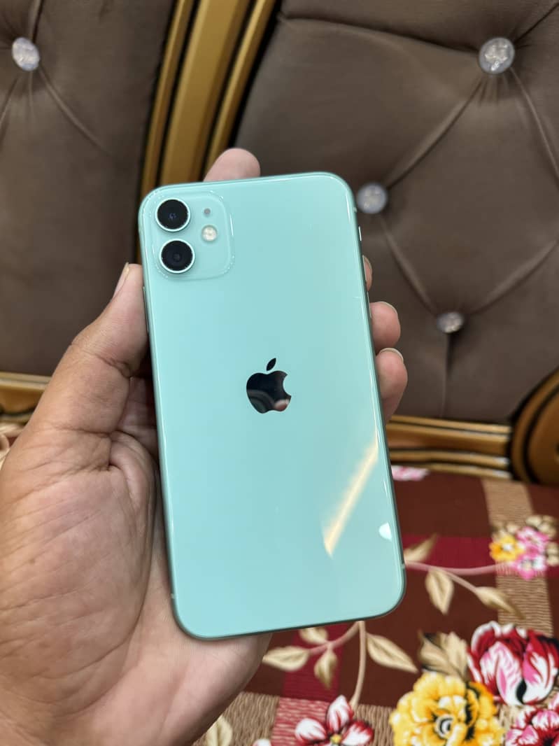 Apple iPhone 11 3