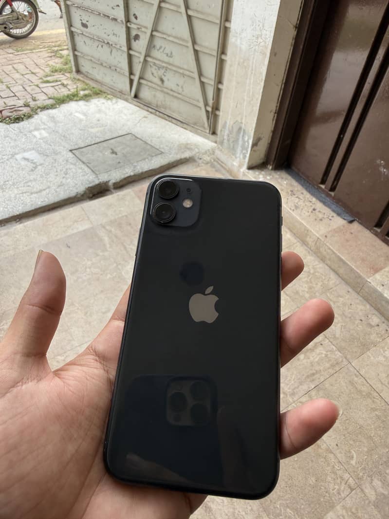 Apple iPhone 11 0