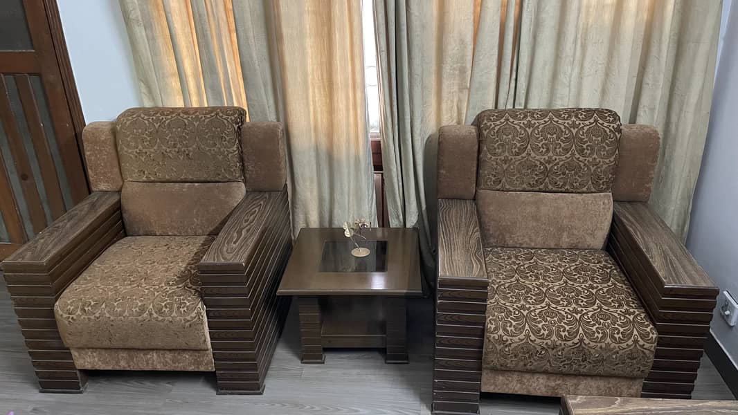 Brown Sofa set 0