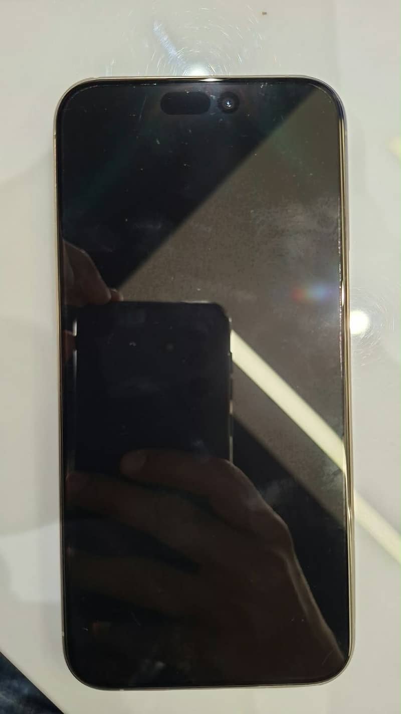 Apple iPhone 15 Pro Max 6