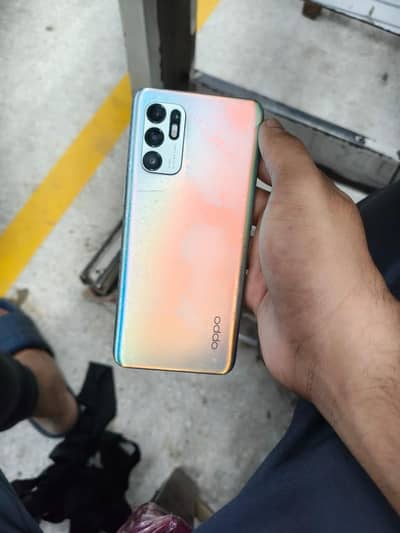 OPPO Reno6