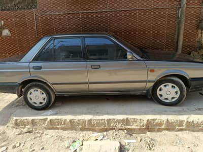 Nissan Sunny 1986