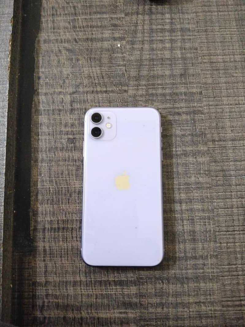 Apple iPhone 11 0