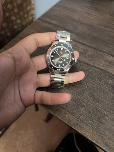 Rado watch captain cook machine