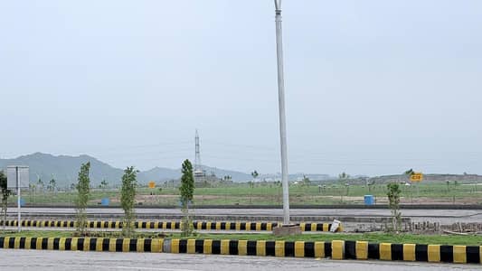 Margalla Enclave 3rd Bolting Size 10 Marla  Confirm Plots Available For Sale