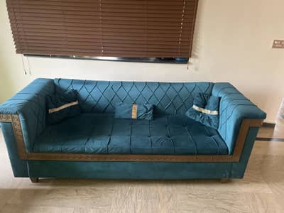 7-Seater Sofa Set with Center Table – Good Condition
