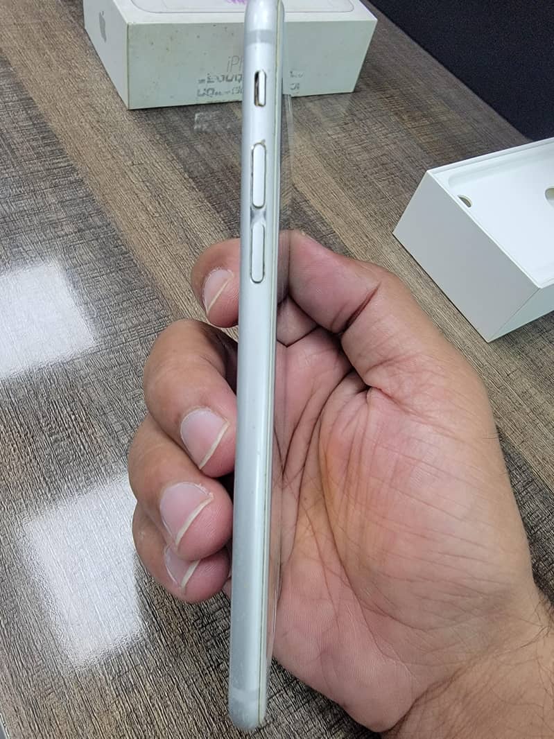 Apple iPhone 6 1