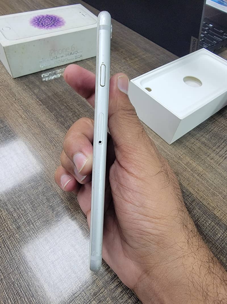 Apple iPhone 6 3