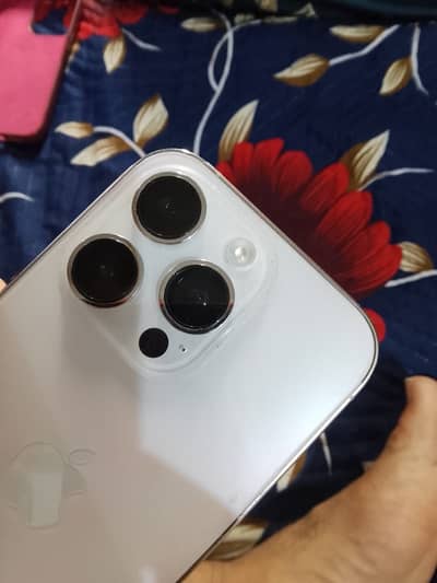 Apple iPhone 14 Pro