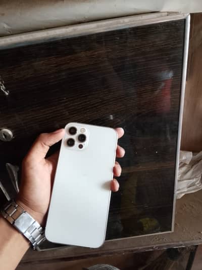 Apple iPhone 12 Pro