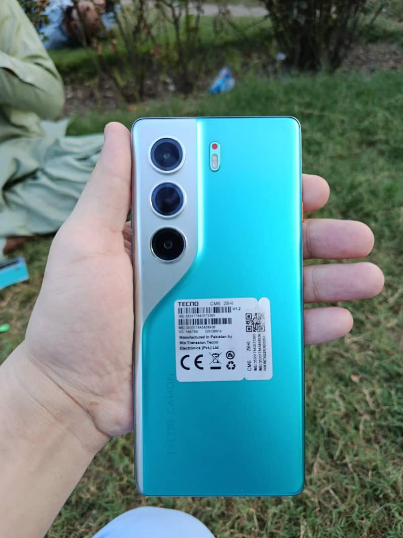 Tecno CAMON 40 Pro 3