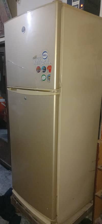Pel Fridge used 10/10
