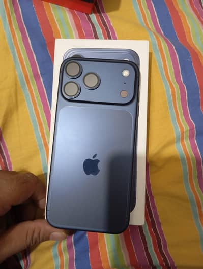 Apple iPhone 17 Pro Max jv