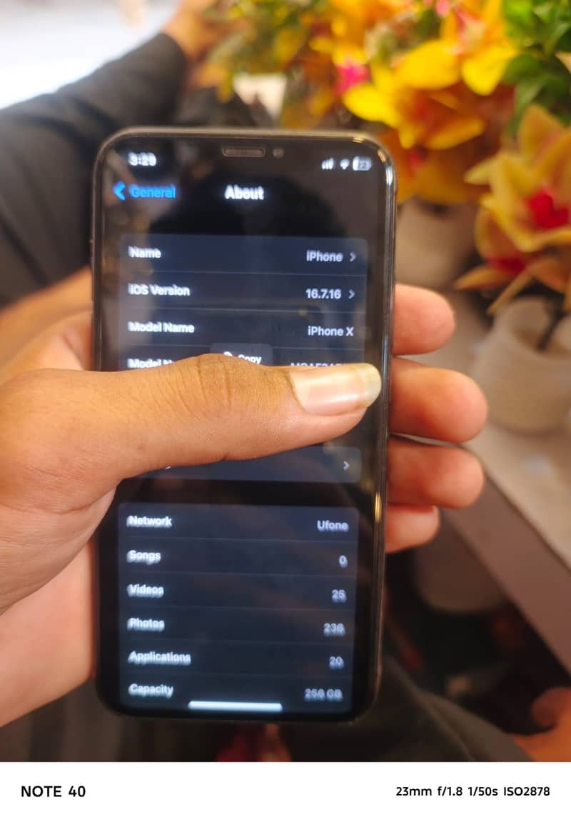 Apple iPhone X 0