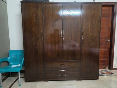 4 door wardrobe