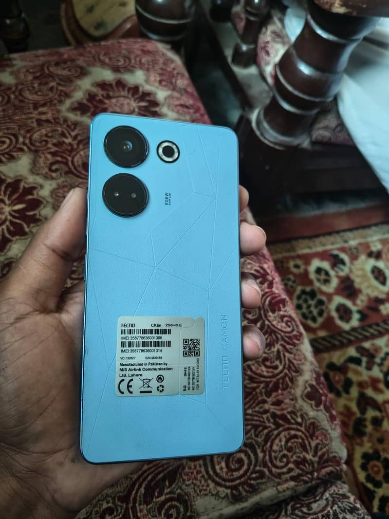 Tecno CAMON 20 2