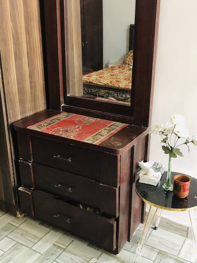 Dressing Table With 3 Drawer 1