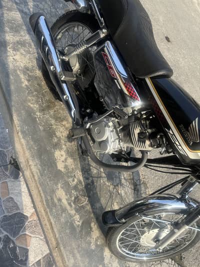 Honda CG 125 Special Edition Total Genuine Bike
