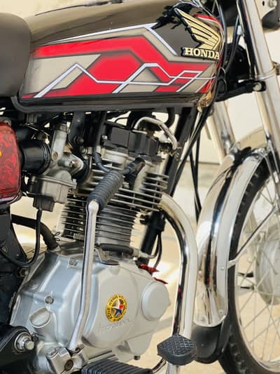 Honda CG 125 2024