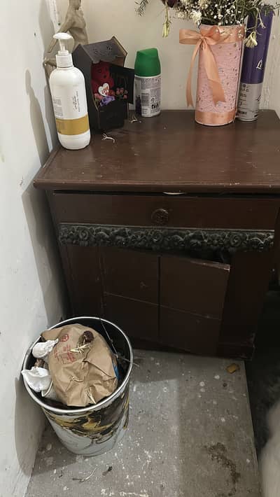 Used Bed Set for Sale – Good Condition
