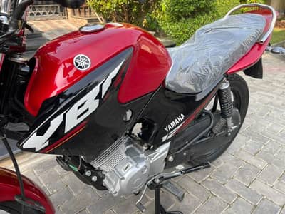 YAMAHA YBR 2025/26  (0322-3276769) 10/10 Cndition