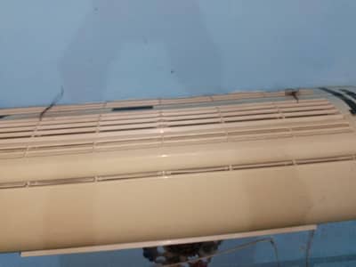 Gree Ac for sale capacity 1200