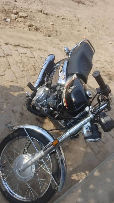 Honda 125 self start 0/3/0/2/3/4/3/4/2/0/1