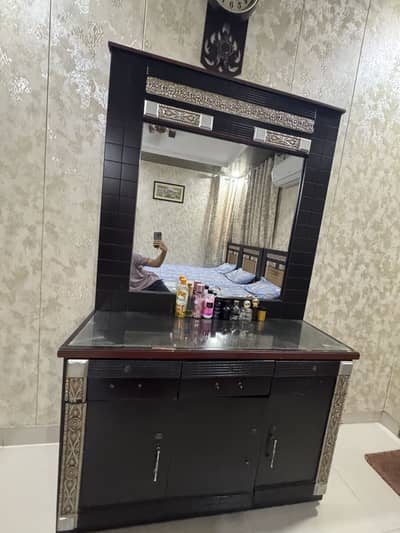 Dressing Table for sale