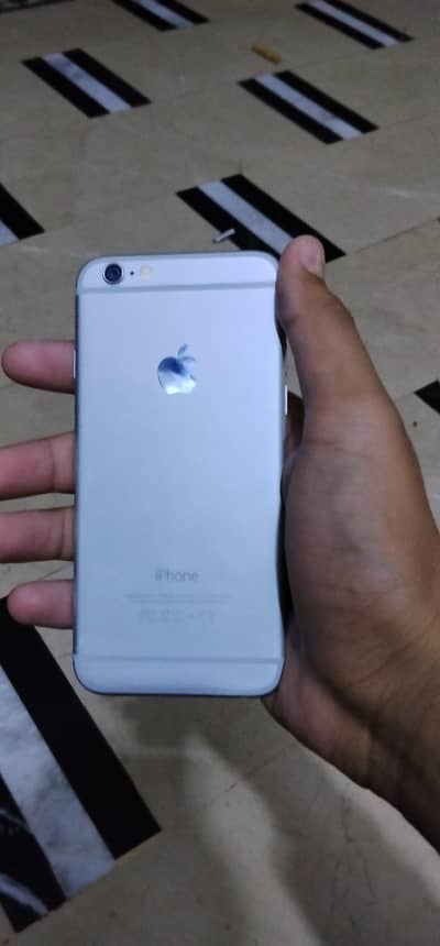 Apple iPhone 6