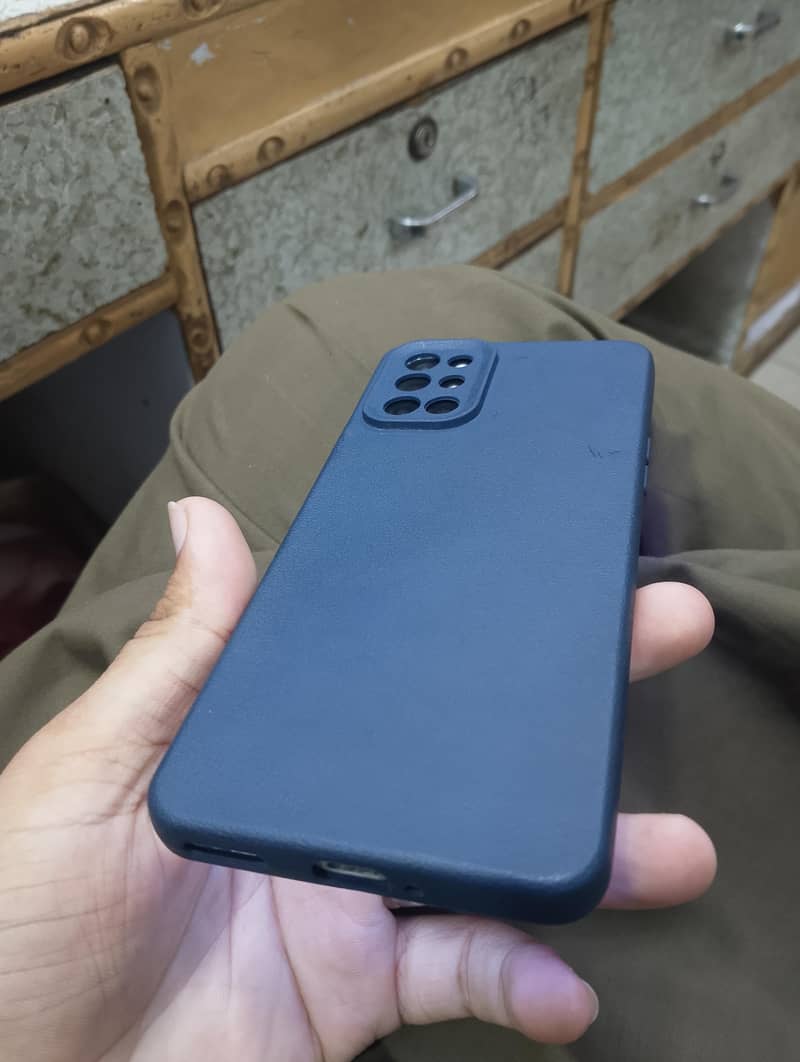 One Plus 8T 4