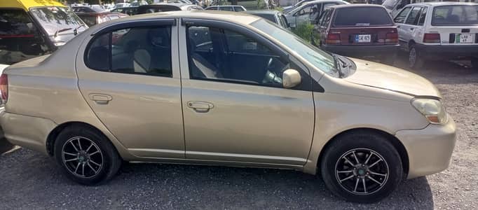 Toyota Platz 2004 Model | 950cc | Automatic | For Sale in Swabi