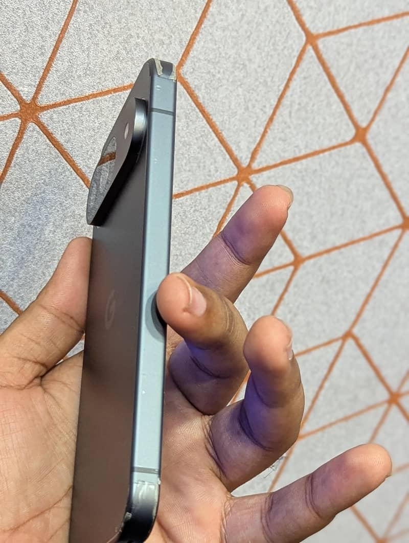 Google Pixel 9 2