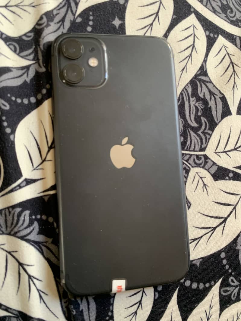 Apple iPhone 11 3