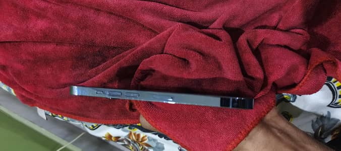 13 Pro Jv 128 gb 88 bh Good condition  Waterpack