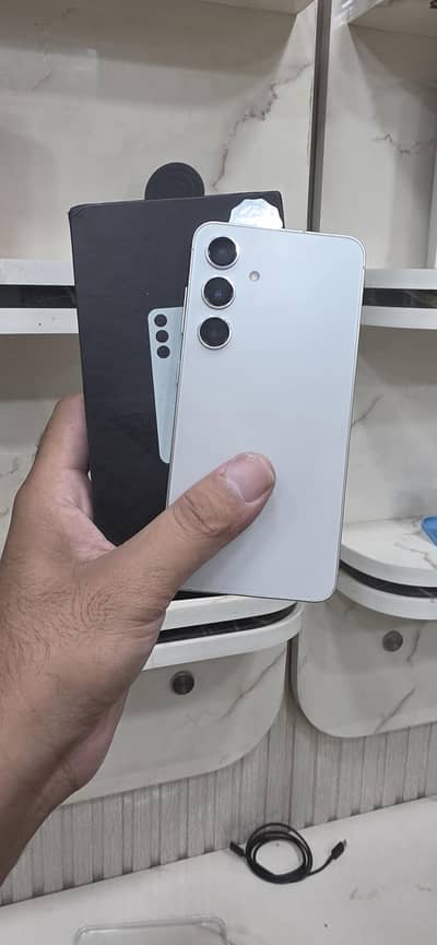 Samsung Mobile S24 8/256 Official pta approved