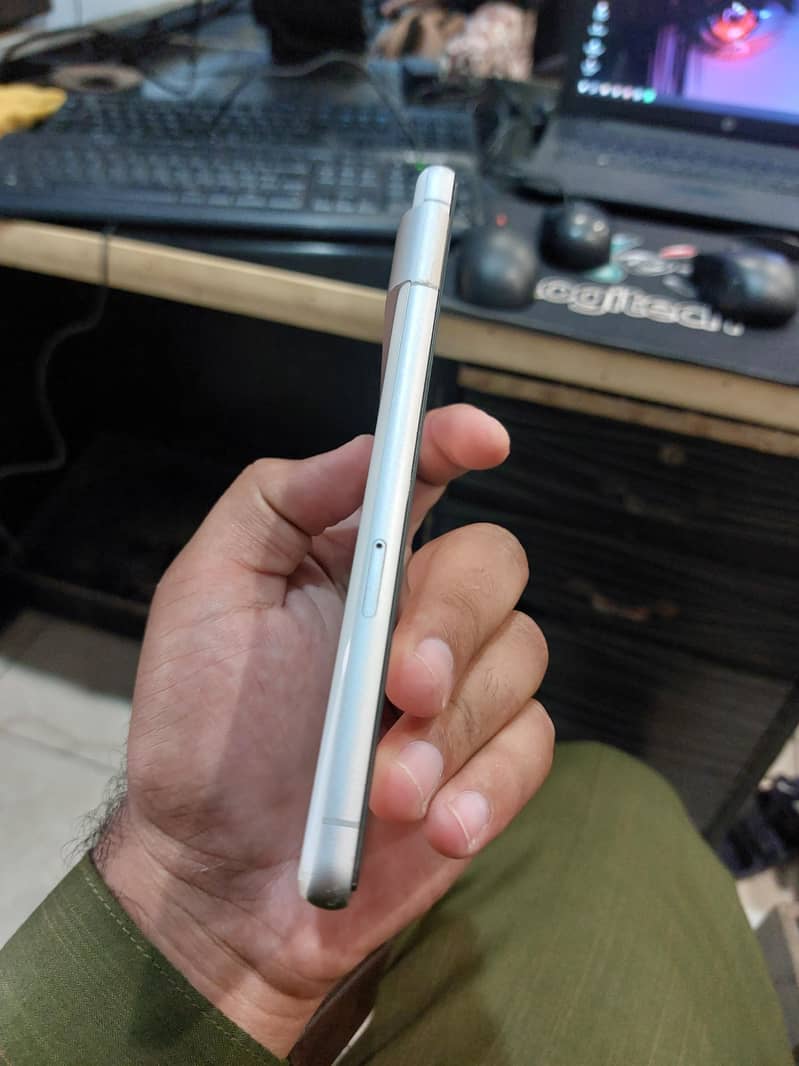 Google Pixel 7 2