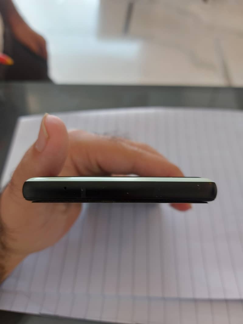Google Pixel 6a 5
