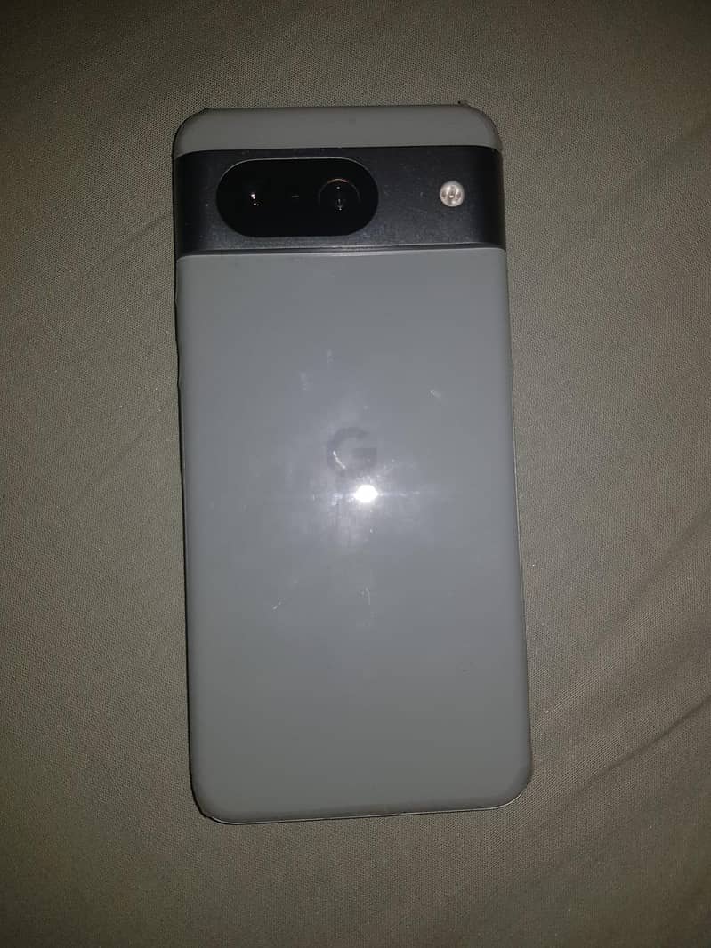 Google Pixel 8 1