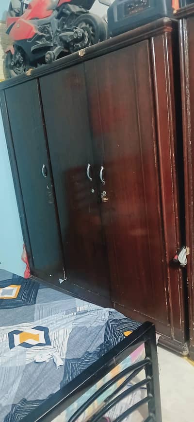 2 3door cabord for sale