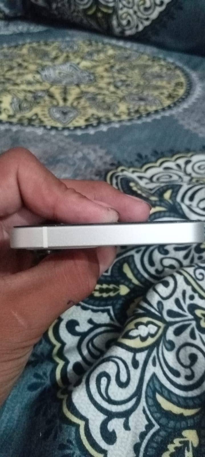 Apple iPhone 12 3
