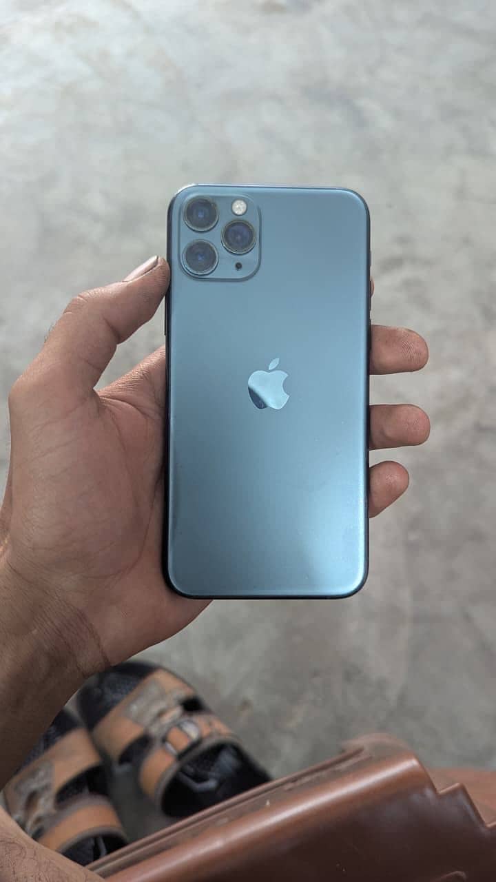 Apple iPhone 11 Pro 1