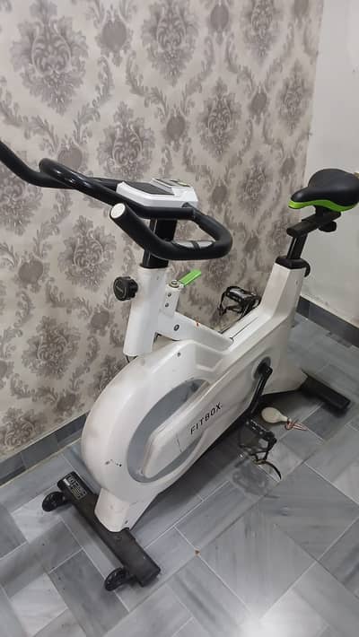 FitBox Exercise Bike / Indoor Cycling Bike – Home Gym Fitness Cycle |