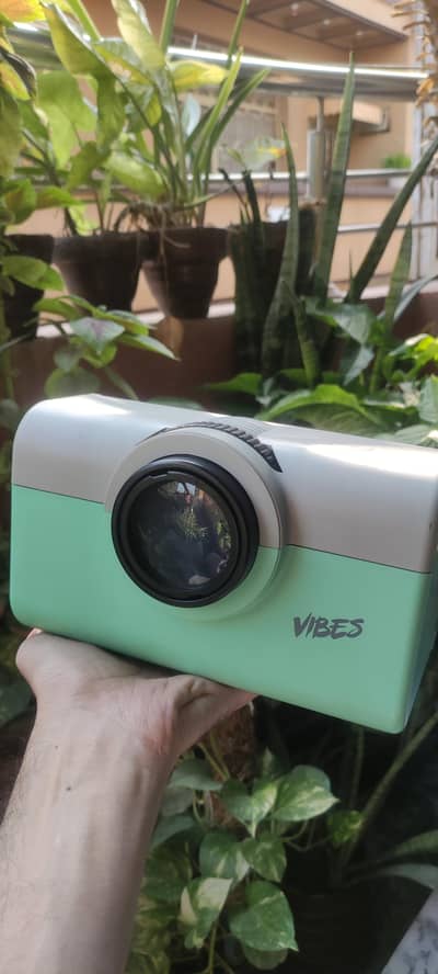 Vibes Smartphone Screen Projector For Phone