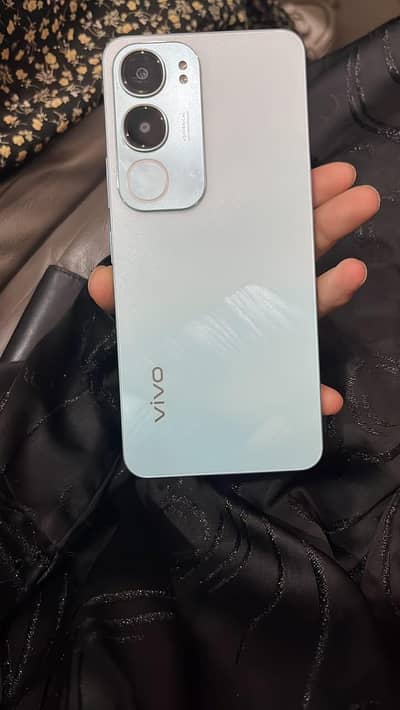 Vivo Y19s
