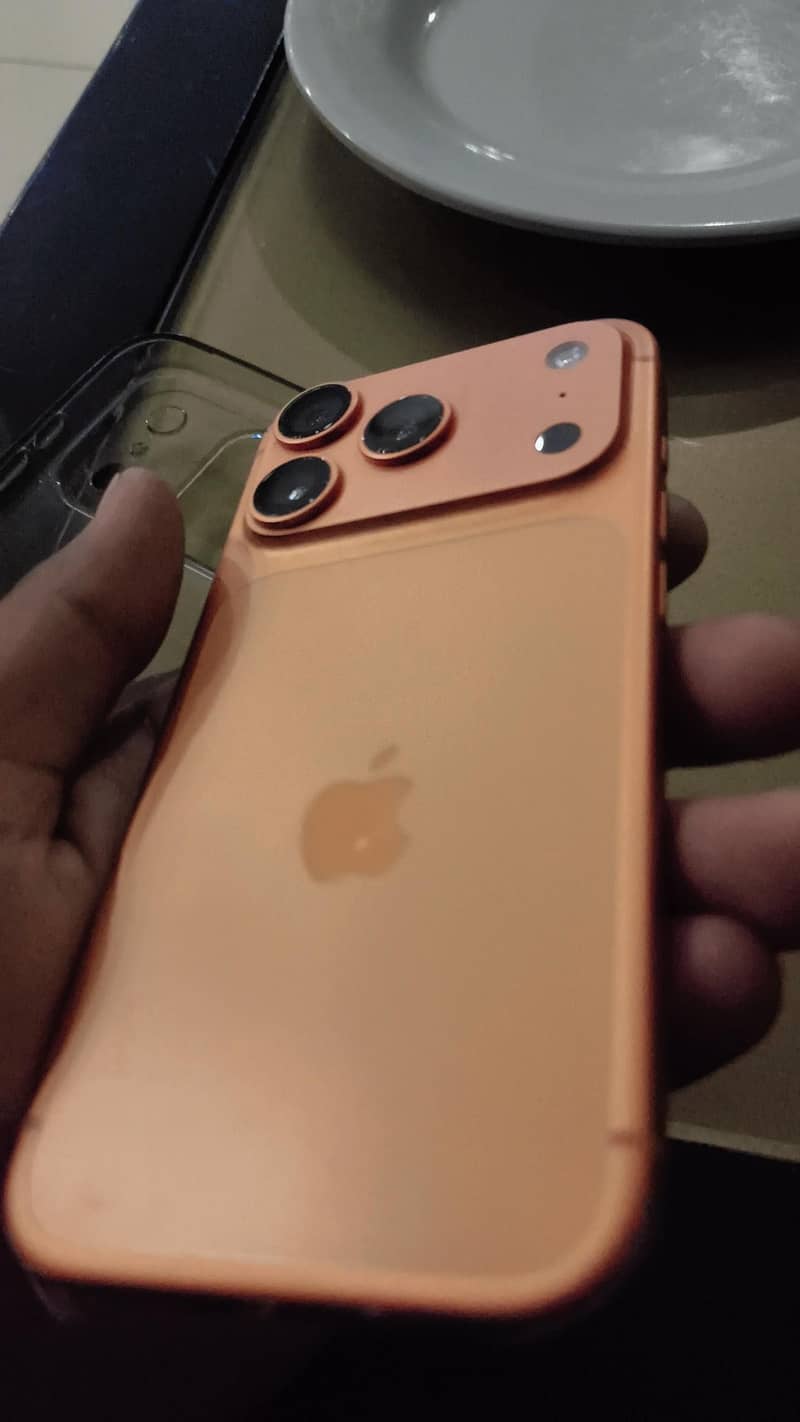 Apple iPhone 17 Pro 0