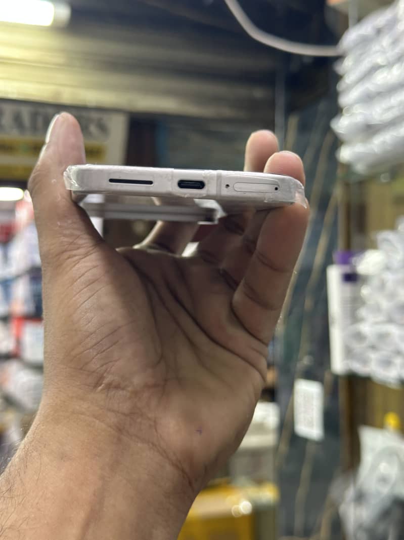 Google Pixel 9 2