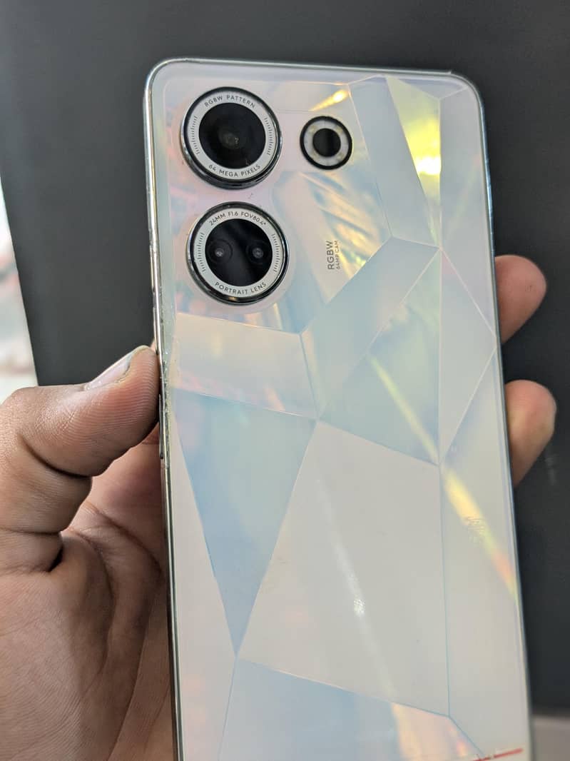 Tecno CAMON 20 4