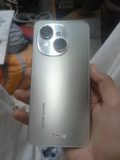 Tecno Spark Go 1