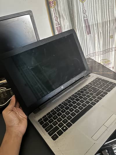 HP LAPTOP TECH SCREEN LAPTOP