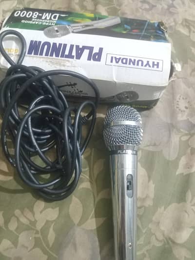 Ye Mike h . . Is k sth cable nhi ati wo alg sy buy ki thi . No repair